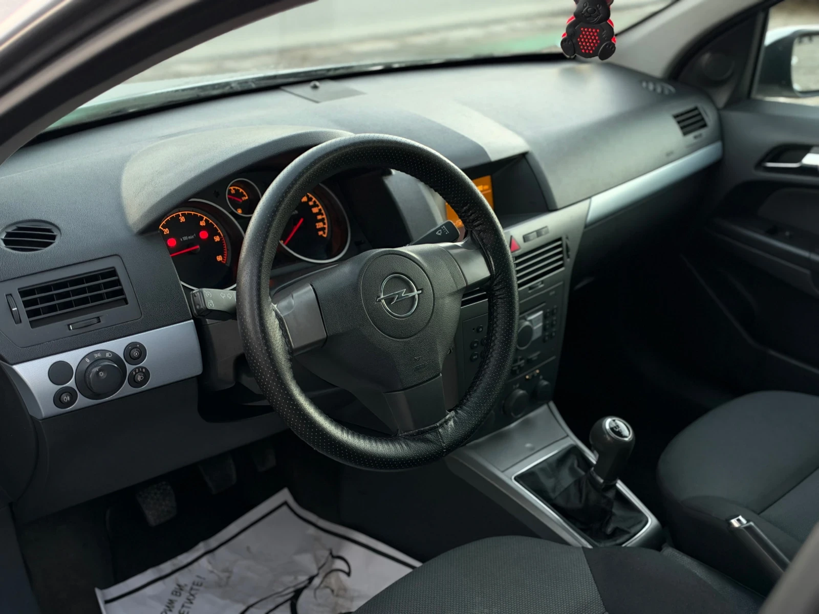 Opel Astra 1.9CDTI , снимка 7 - Автомобили и джипове - 56629194