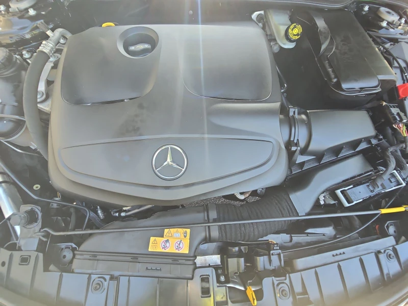 Mercedes-Benz GLA 250, снимка 10 - Автомобили и джипове - 47294596