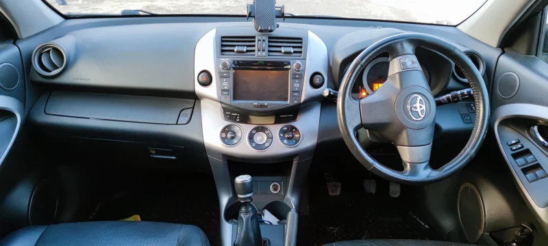 Toyota Rav4 D4D, снимка 9 - Автомобили и джипове - 48789145