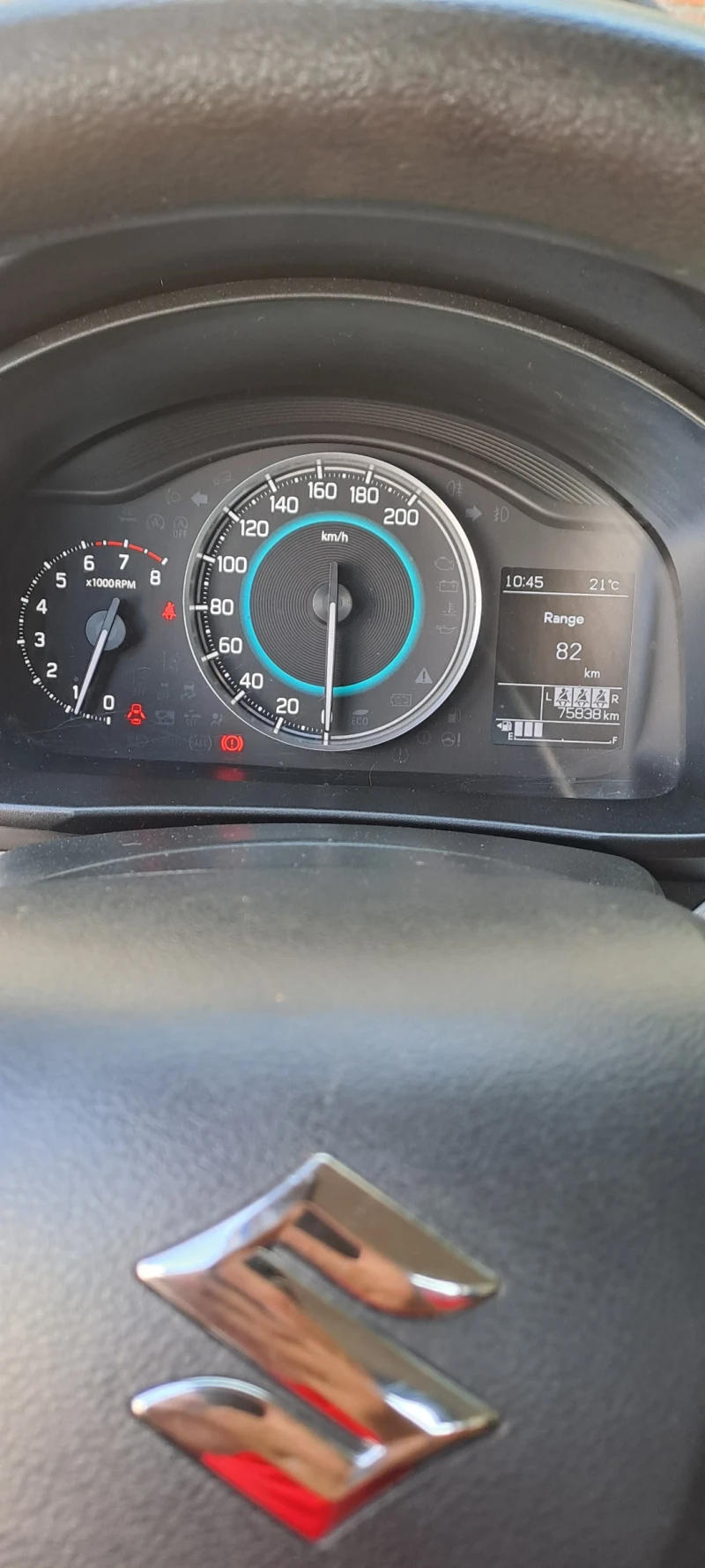 Suzuki Ignis 1.2 2WD GL 90hp, снимка 10 - Автомобили и джипове - 52357741