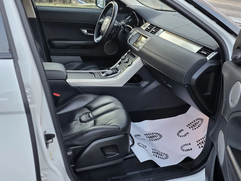 Land Rover Range Rover Evoque 2.2 DT4 4X4 150 k.c. 9 скор. Топ , снимка 13 - Автомобили и джипове - 53328675