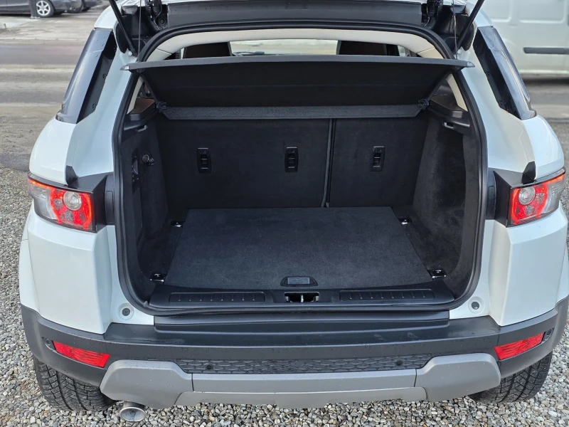 Land Rover Range Rover Evoque 2.2 DT4 4X4 150 k.c. 9 скор. Топ , снимка 11 - Автомобили и джипове - 53328675