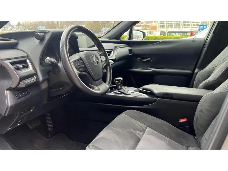 Lexus UX Executive Plus | Mobile.bg � ����������� 9