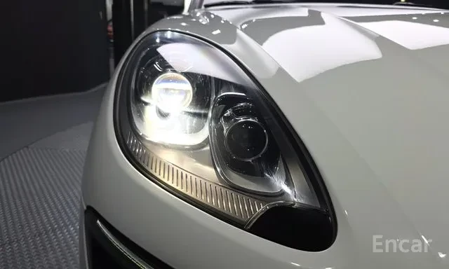 Porsche Macan S Diesel, снимка 16 - Автомобили и джипове - 55746412