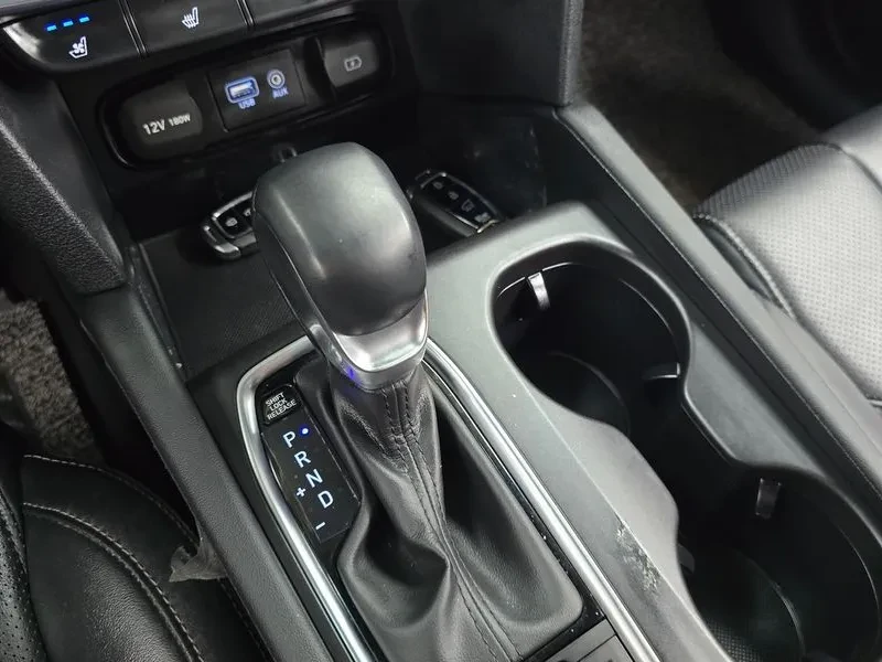 Hyundai Santa fe 2.0 4WD, снимка 9 - Автомобили и джипове - 56354422