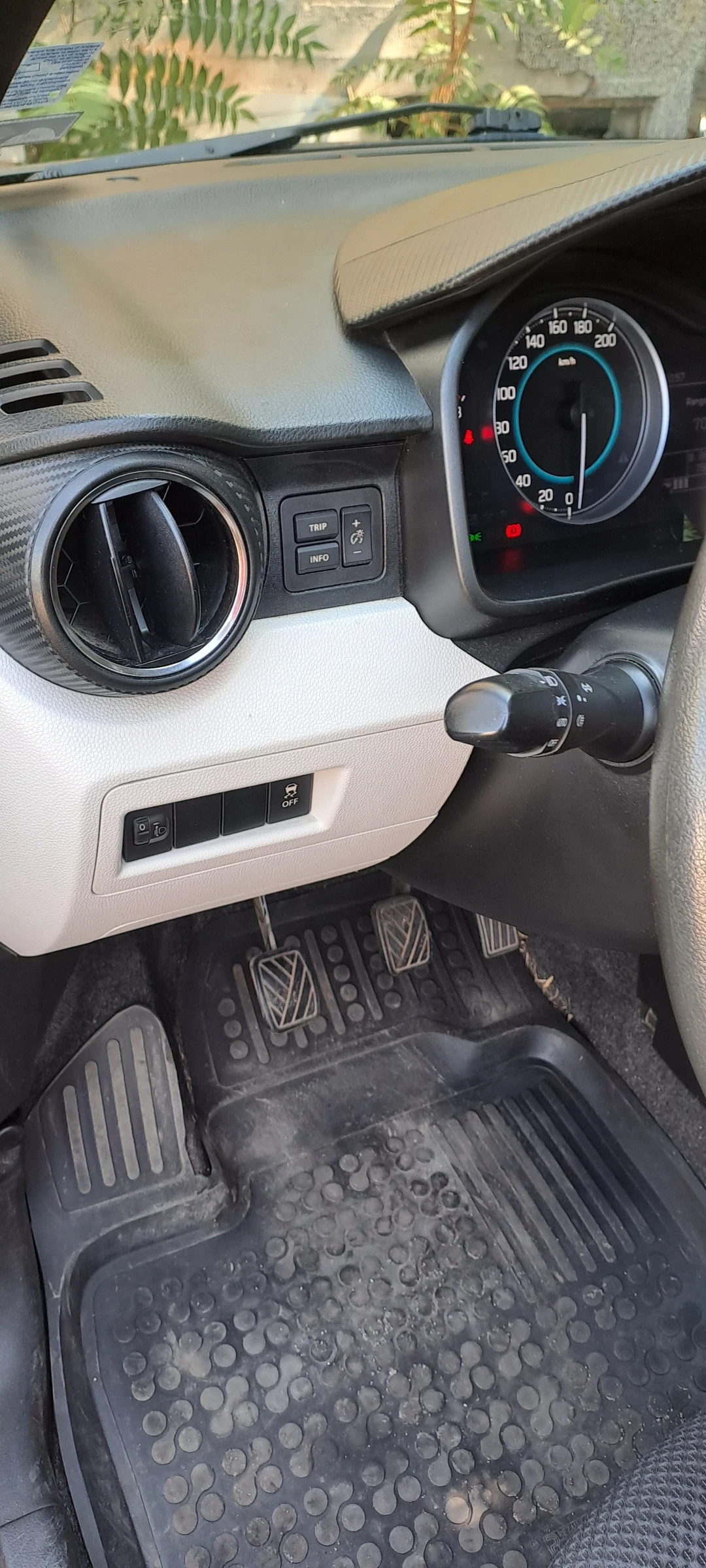 Suzuki Ignis 1.2 2WD GL 90hp | Mobile.bg   12