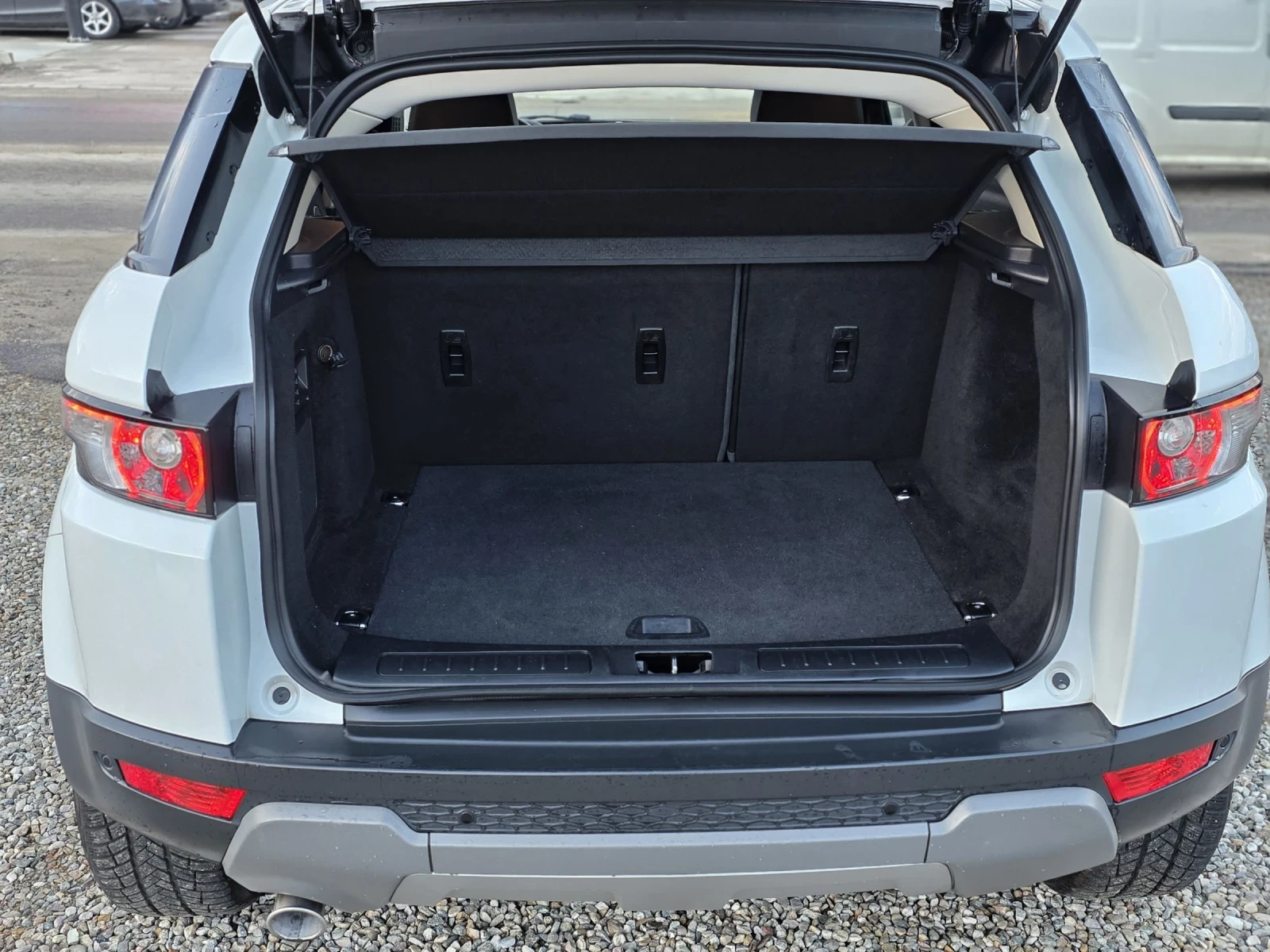 Land Rover Range Rover Evoque 2.2 DT4 4X4 150 k.c. 9 ����. ���  | Mobile.bg � ����������� 11