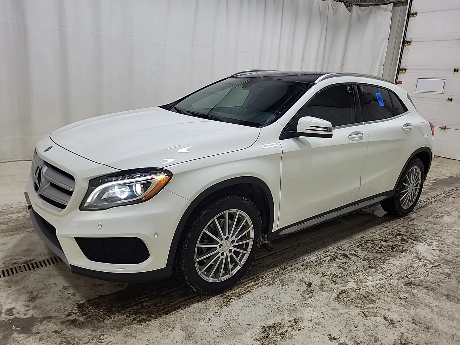 Mercedes-Benz GLA 250 * CARFAX*  | Mobile.bg � ����������� 1