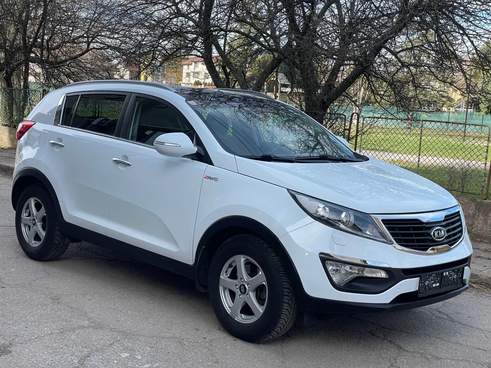 Kia Sportage 2.0CRDI* 4X4* avtomat - изображение 3