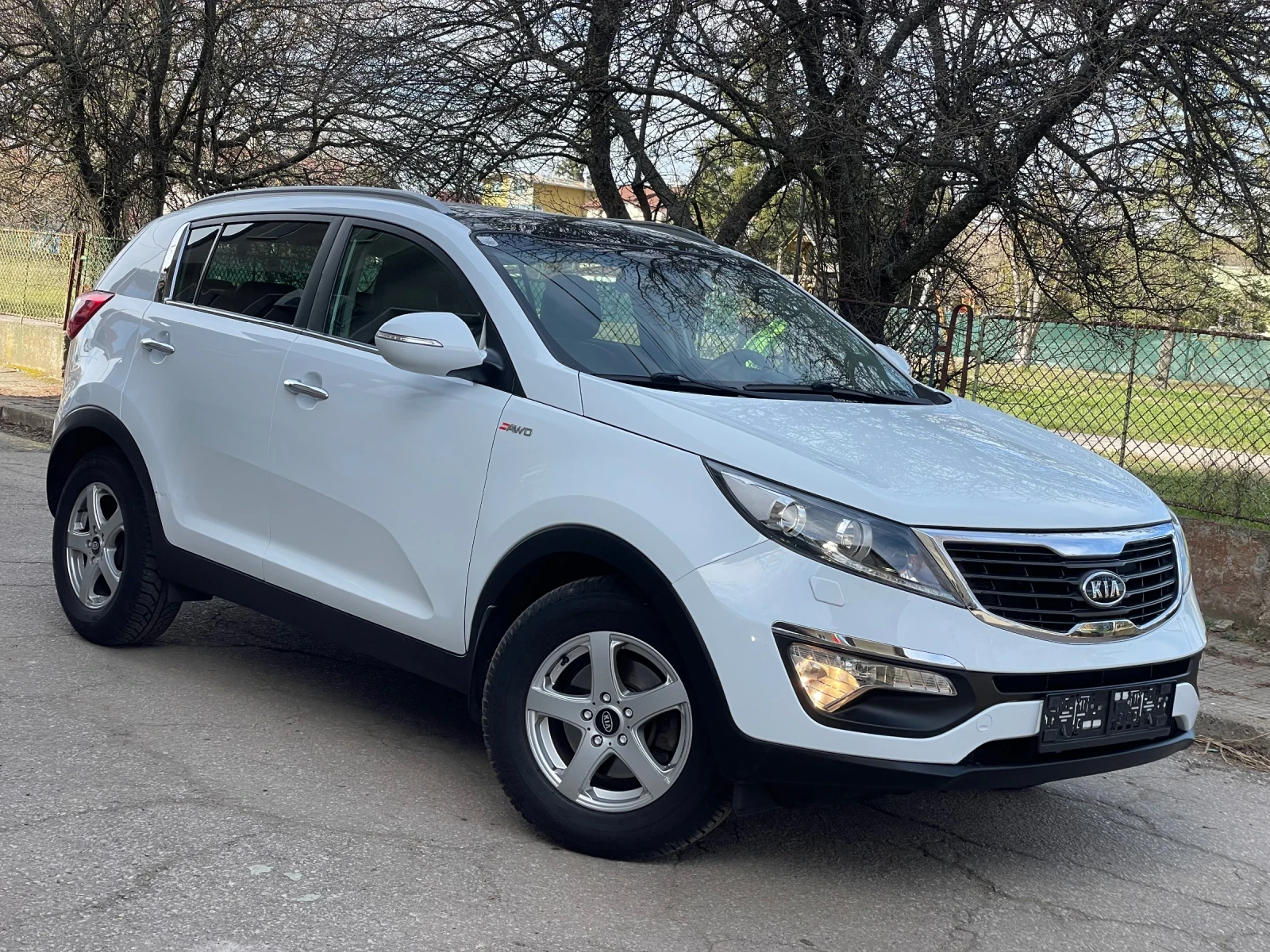 Kia Sportage 2.0CRDI* 4X4* avtomat - изображение 7