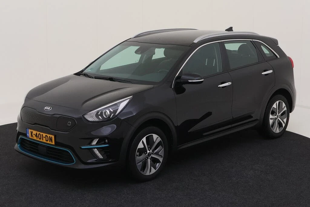 Kia Niro 65 kWh DynamicLine, снимка 2 - Автомобили и джипове - 53871704