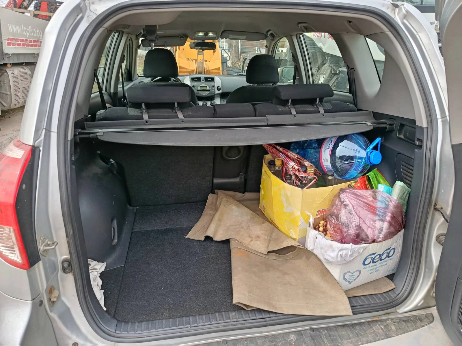 Toyota Rav4 2.2D4D 136hp, снимка 12 - Автомобили и джипове - 53977917