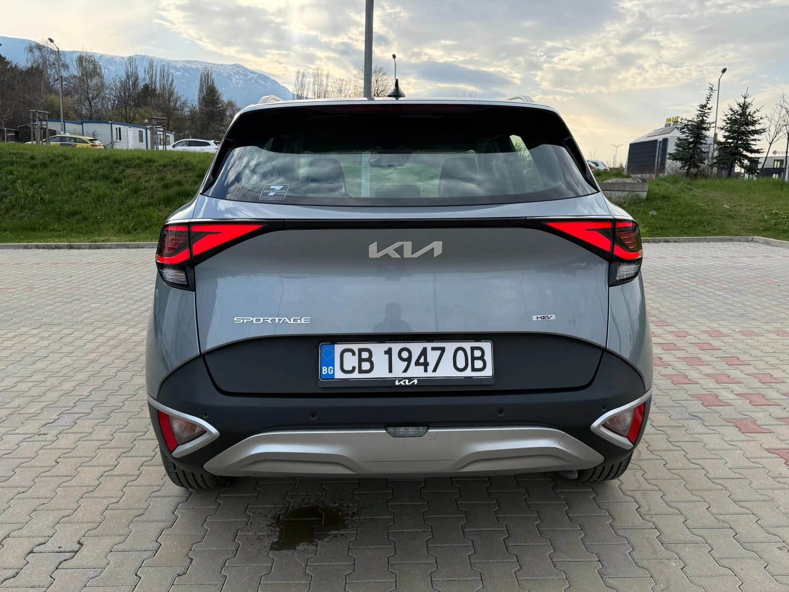 Kia Sportage 1.6 T-GDI, Hybrid 230 к.с., сервизна история, снимка 4 - Автомобили и джипове - 54197646