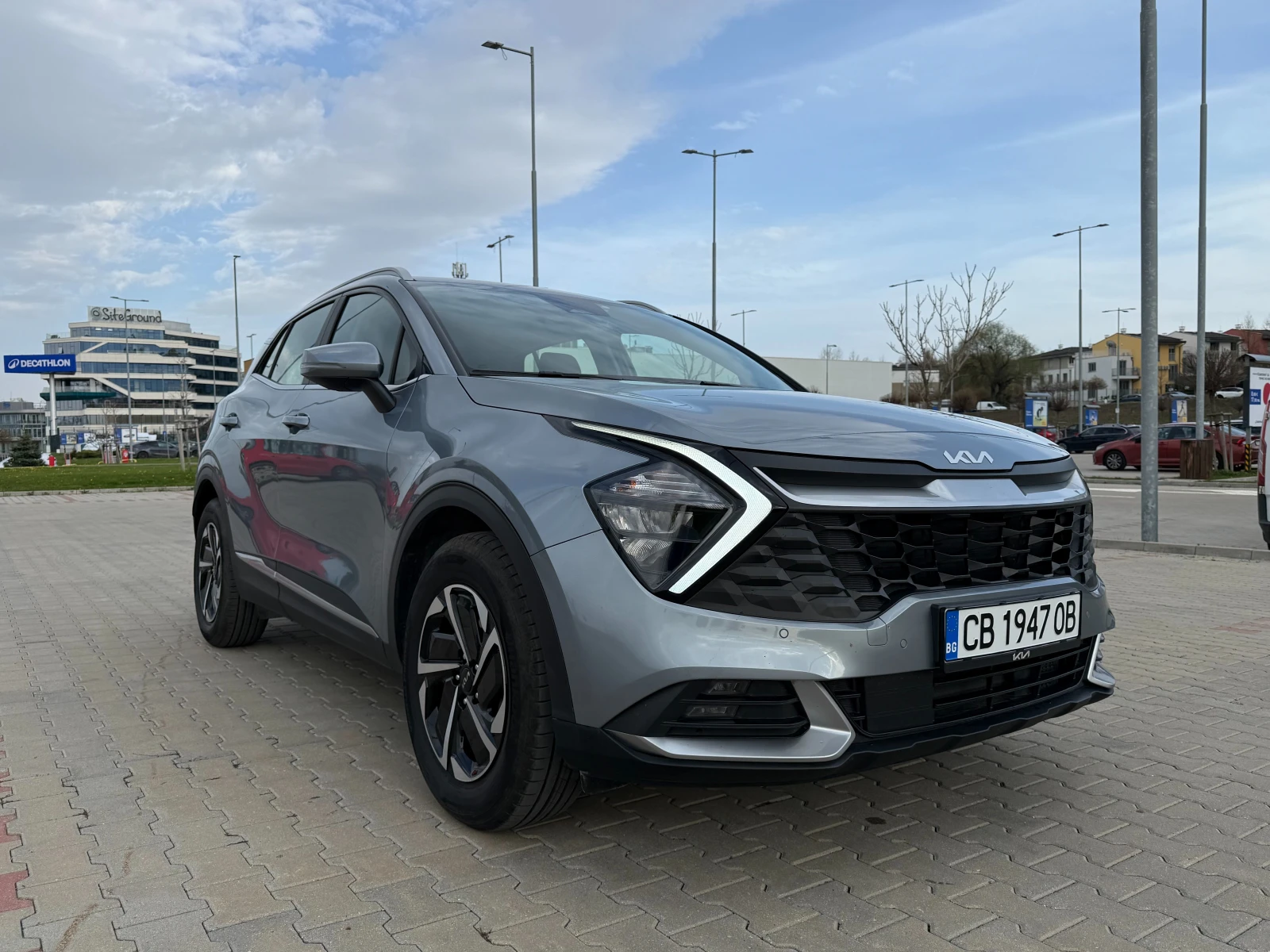 Kia Sportage 1.6 T-GDI, Hybrid 230 к.с., сервизна история, снимка 7 - Автомобили и джипове - 54197646