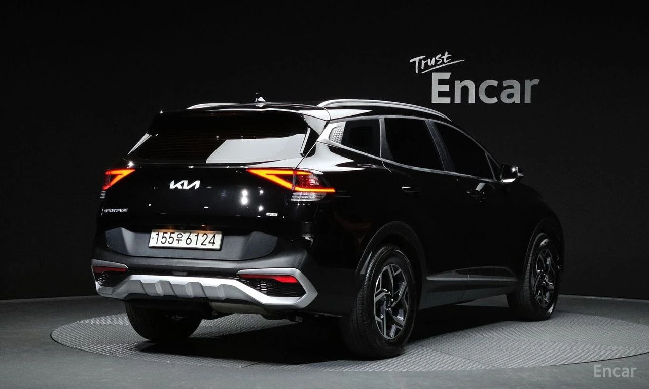 Kia Sportage Prestige AWD* HARMAN KARDON* ПОДГРЕВ* ОБДУХВАНЕ* , снимка 3 - Автомобили и джипове - 54711843