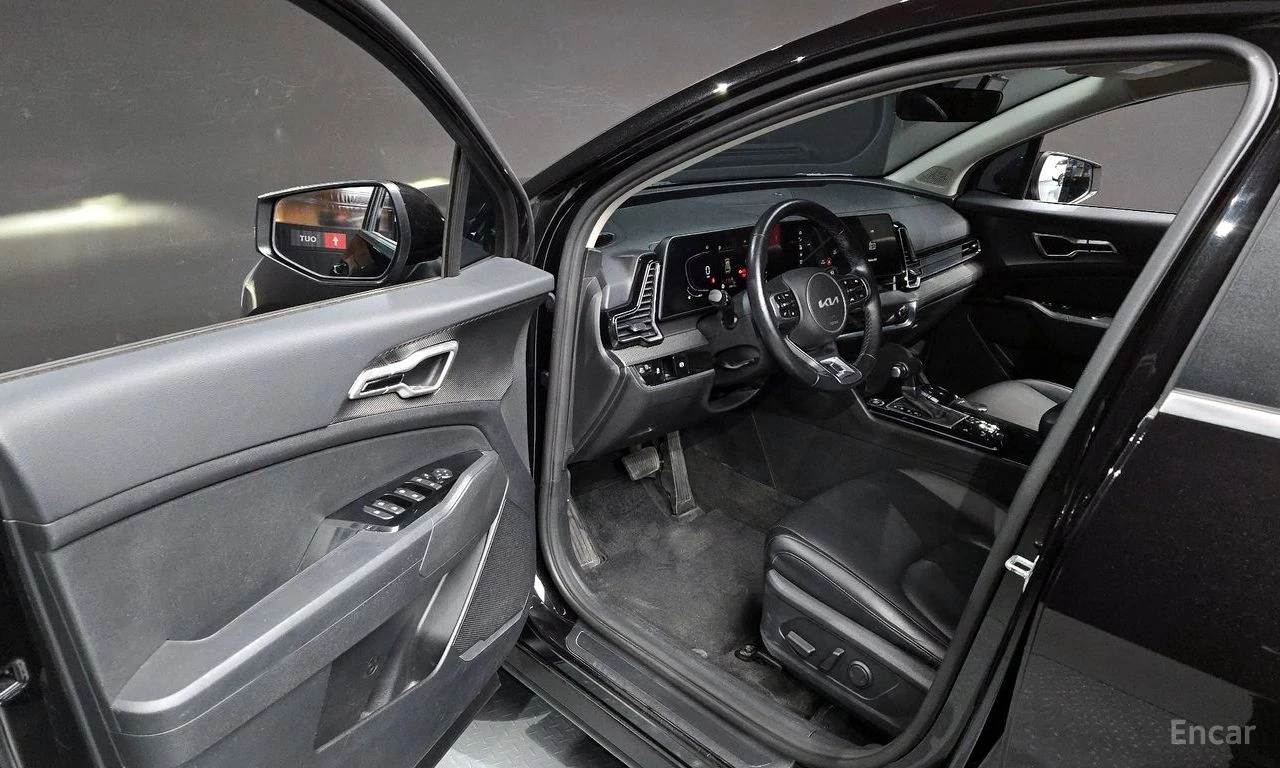 Kia Sportage Prestige AWD* HARMAN KARDON* ПОДГРЕВ* ОБДУХВАНЕ* , снимка 6 - Автомобили и джипове - 54711843