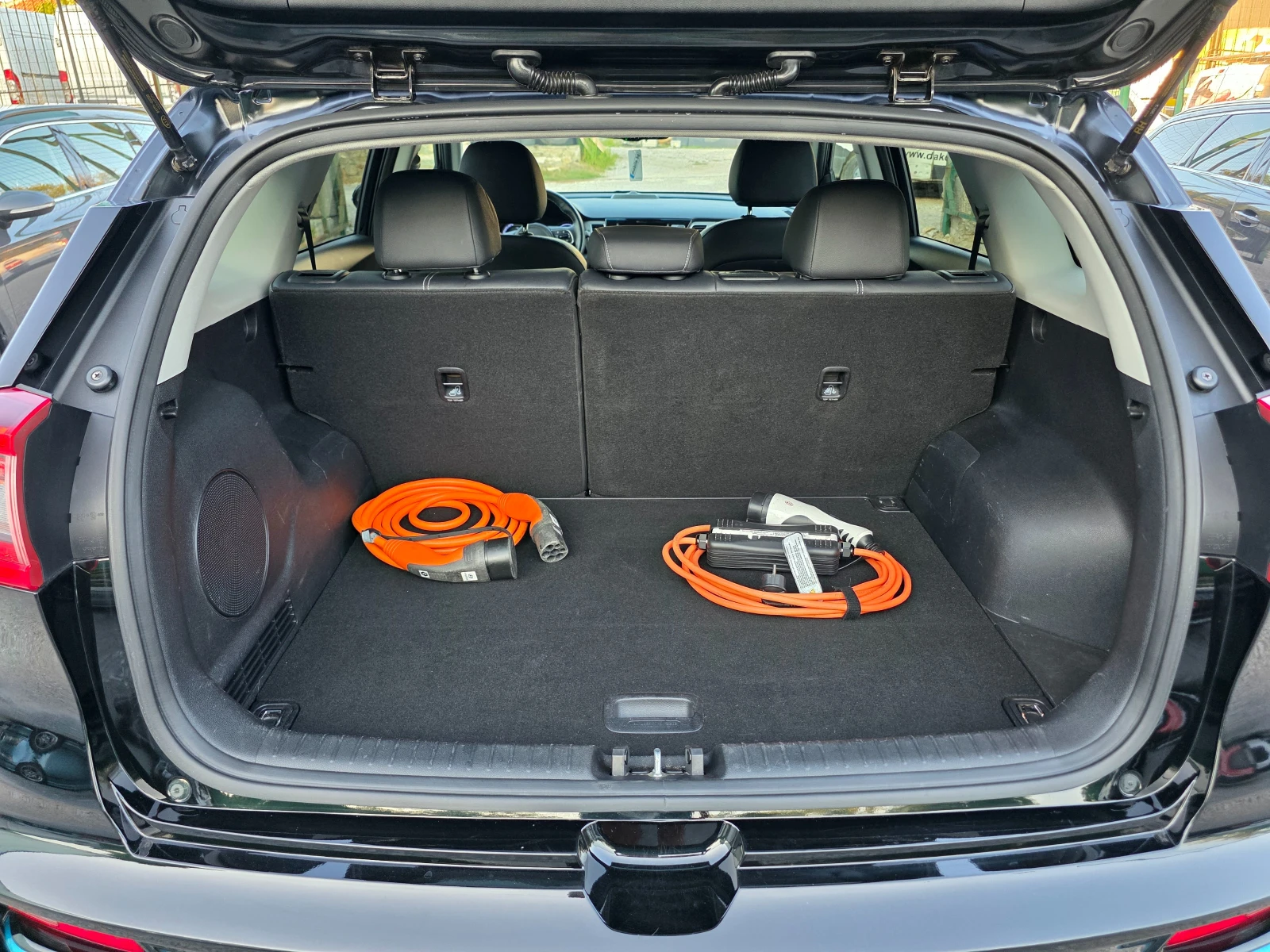 Kia Niro 204 К.С. 64 KW 450 КМ ПРОБЕГ/ ТЕРМОПОМПА , снимка 16 - Автомобили и джипове - 55496514