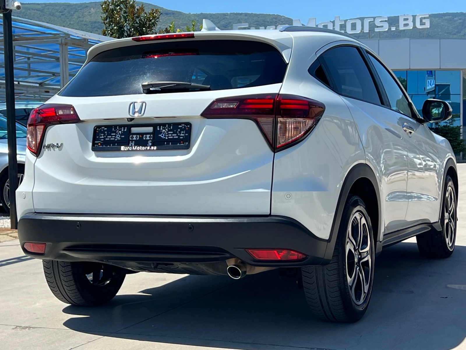 Honda Hr-v 1.5I-VTEC, EXECUTIVE, FULL-KATO HOBA!!!, снимка 5 - Автомобили и джипове - 55531876