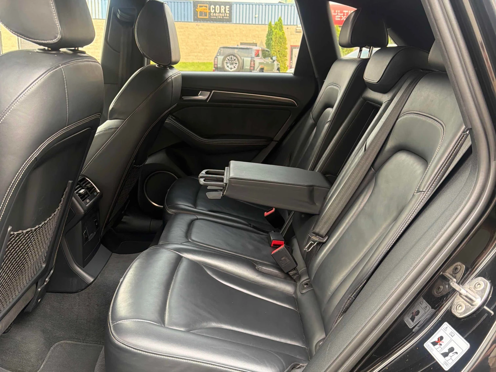 Audi SQ5  3.0T Technik / CARFAX / ЗАДНА КАМЕРА 2 КЛЮЧА , снимка 12 - Автомобили и джипове - 55938911