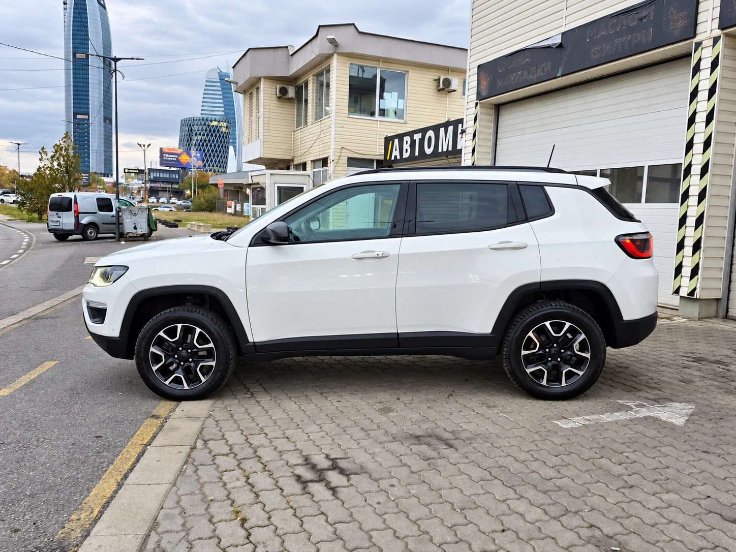 Jeep Compass 170 к.с. | TRAILHAWK | 4x4 |  Zf  Автомат, снимка 4 - Автомобили и джипове - 56713564