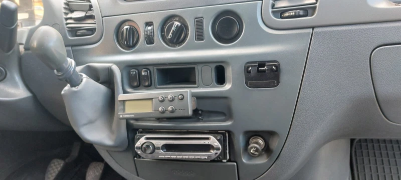 Mercedes-Benz 208, снимка 14 - Бусове и автобуси - 52620745