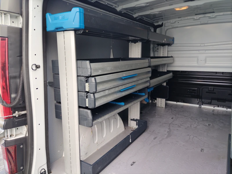 Renault Trafic 2.0dCi/145к.с/ Life L1H1, снимка 11 - Бусове и автобуси - 52885030