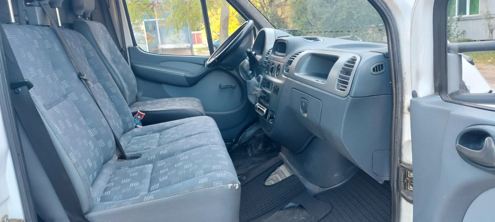 Mercedes-Benz 208 | Mobile.bg   11