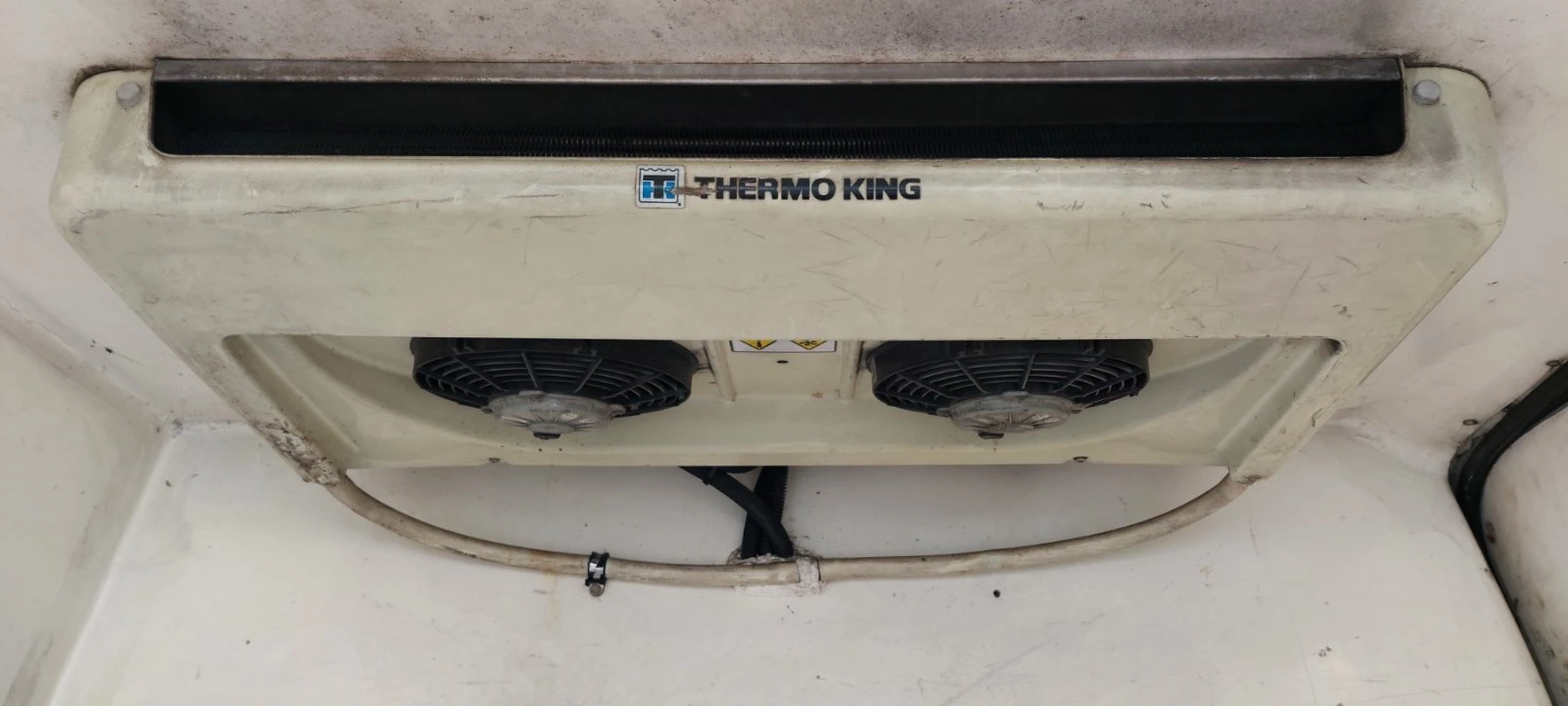 Mercedes-Benz 208  - изображение 5