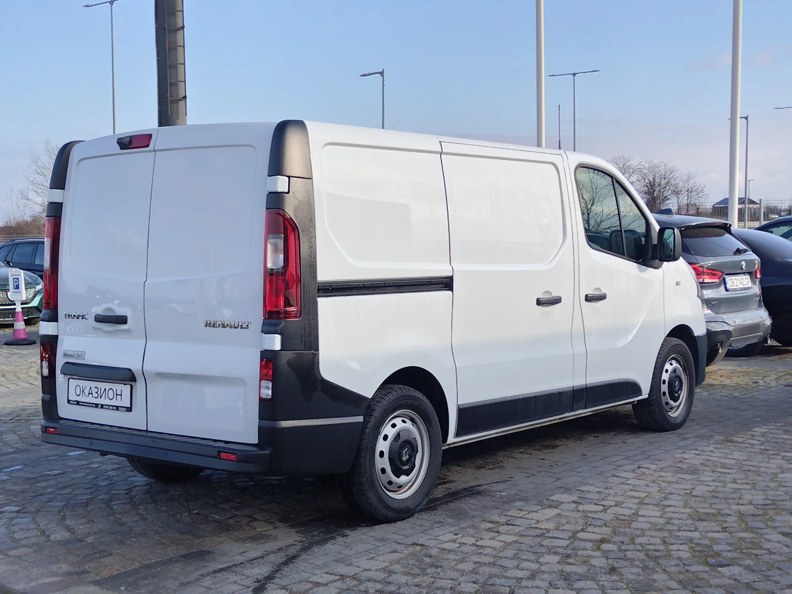 Renault Trafic 2.0dCi/145к.с/ Life L1H1 - изображение 6