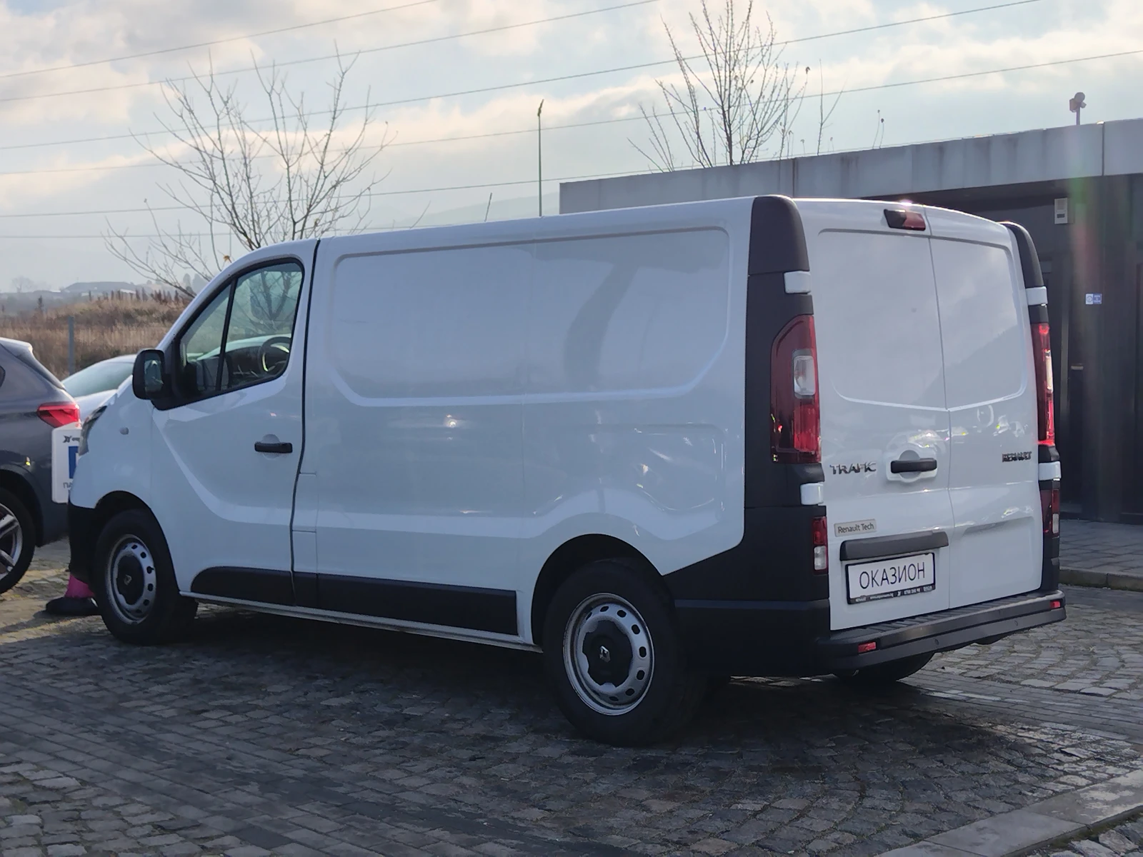 Renault Trafic 2.0dCi/145к.с/ Life L1H1 - изображение 8