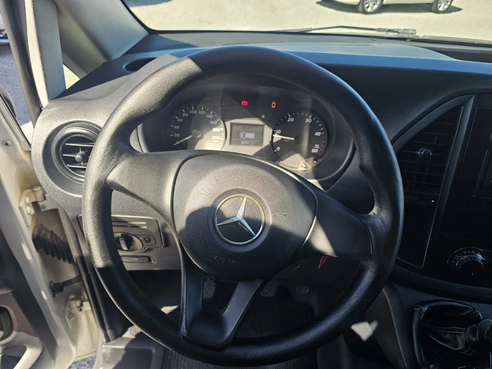Mercedes-Benz Vito 116 CDI, снимка 9 - Бусове и автобуси - 56341403