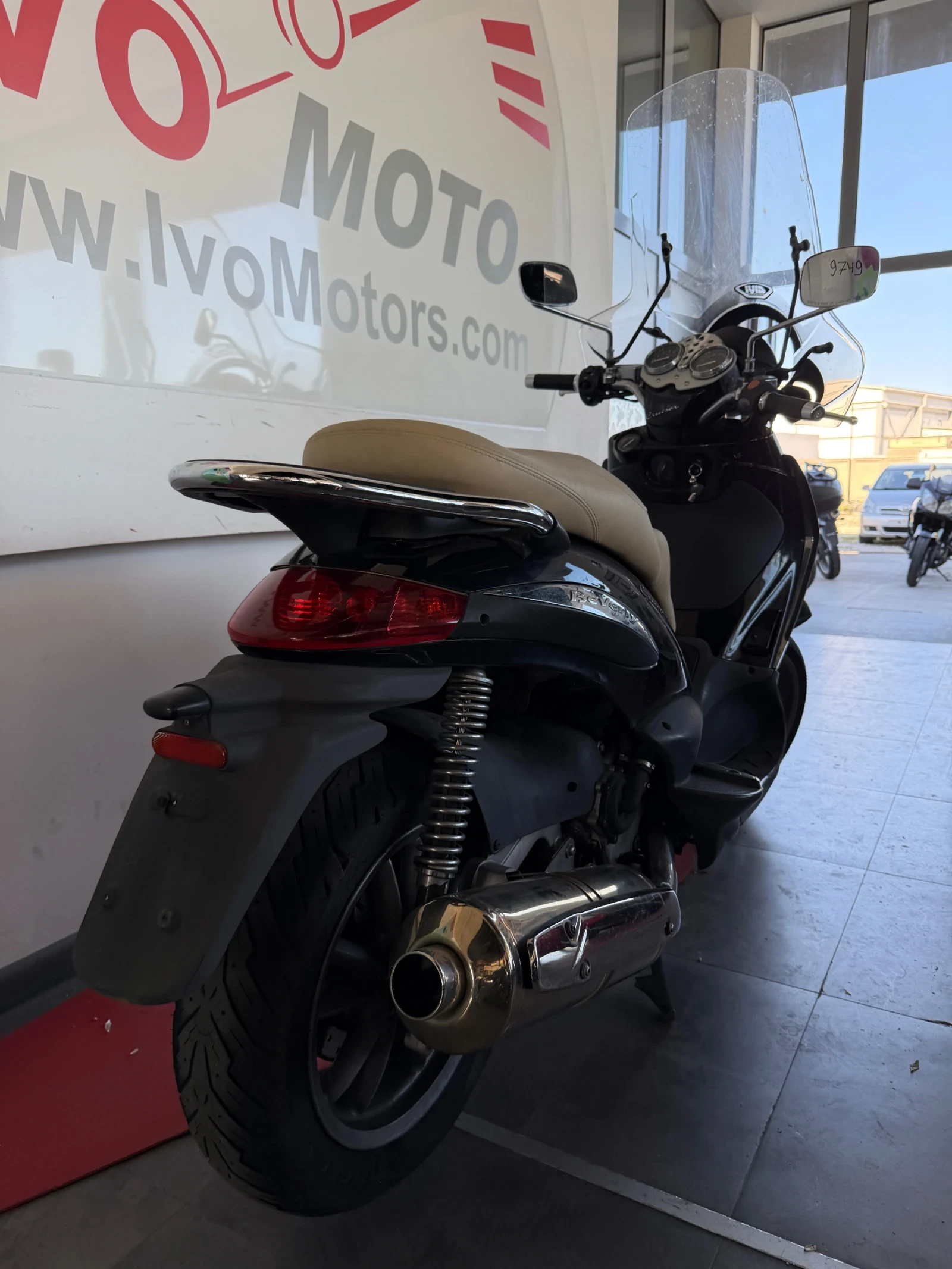 Piaggio Beverly 500, снимка 4 - Мотоциклети и мототехника - 54192862