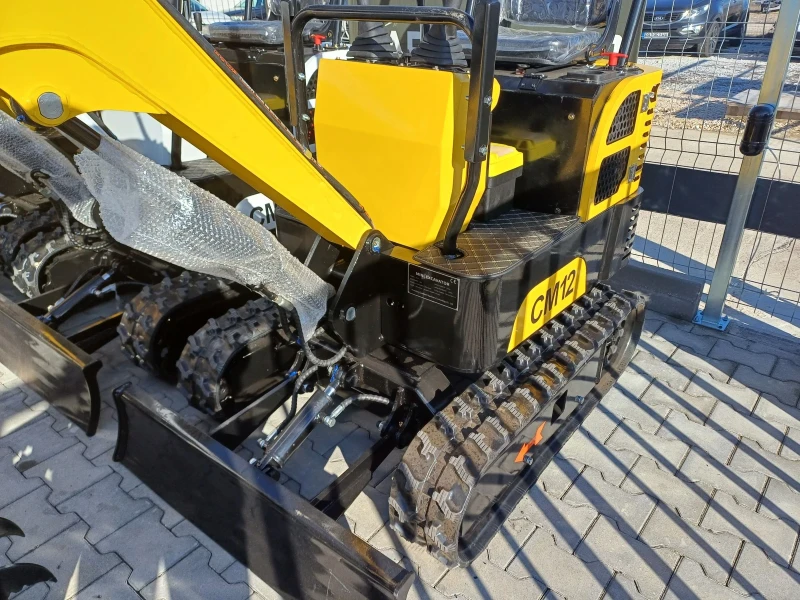 Багер Kubota 1.2т* * 1200кг.* с кабина* чисто нови, снимка 6 - Индустриална техника - 48773644