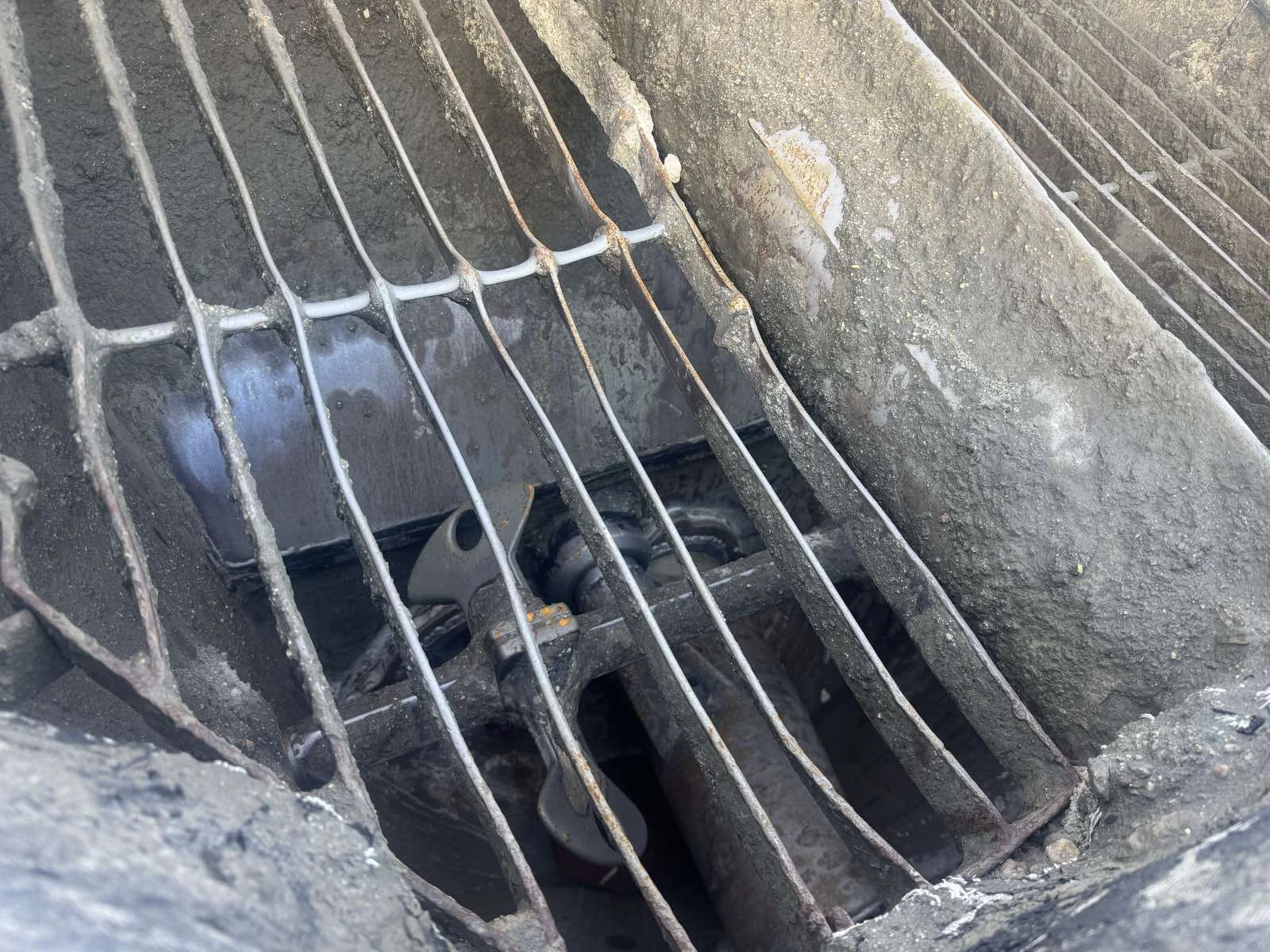 Бетон помпа Iveco Trakker - изображение 6