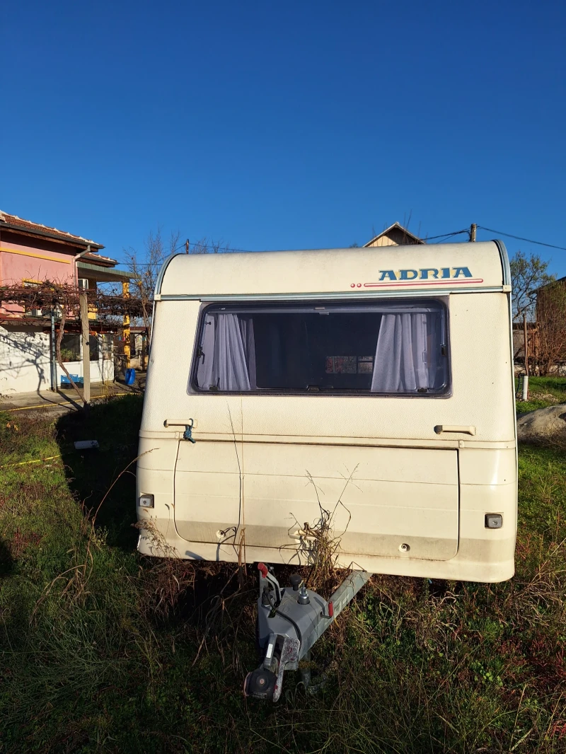 Каравана Adria 502, снимка 6 - Каравани и кемпери - 52820103