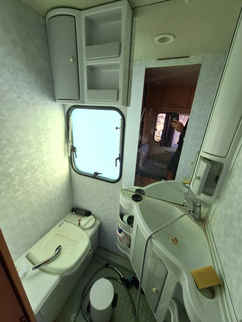 Каравана Adria 502, снимка 13 - Каравани и кемпери - 52820103