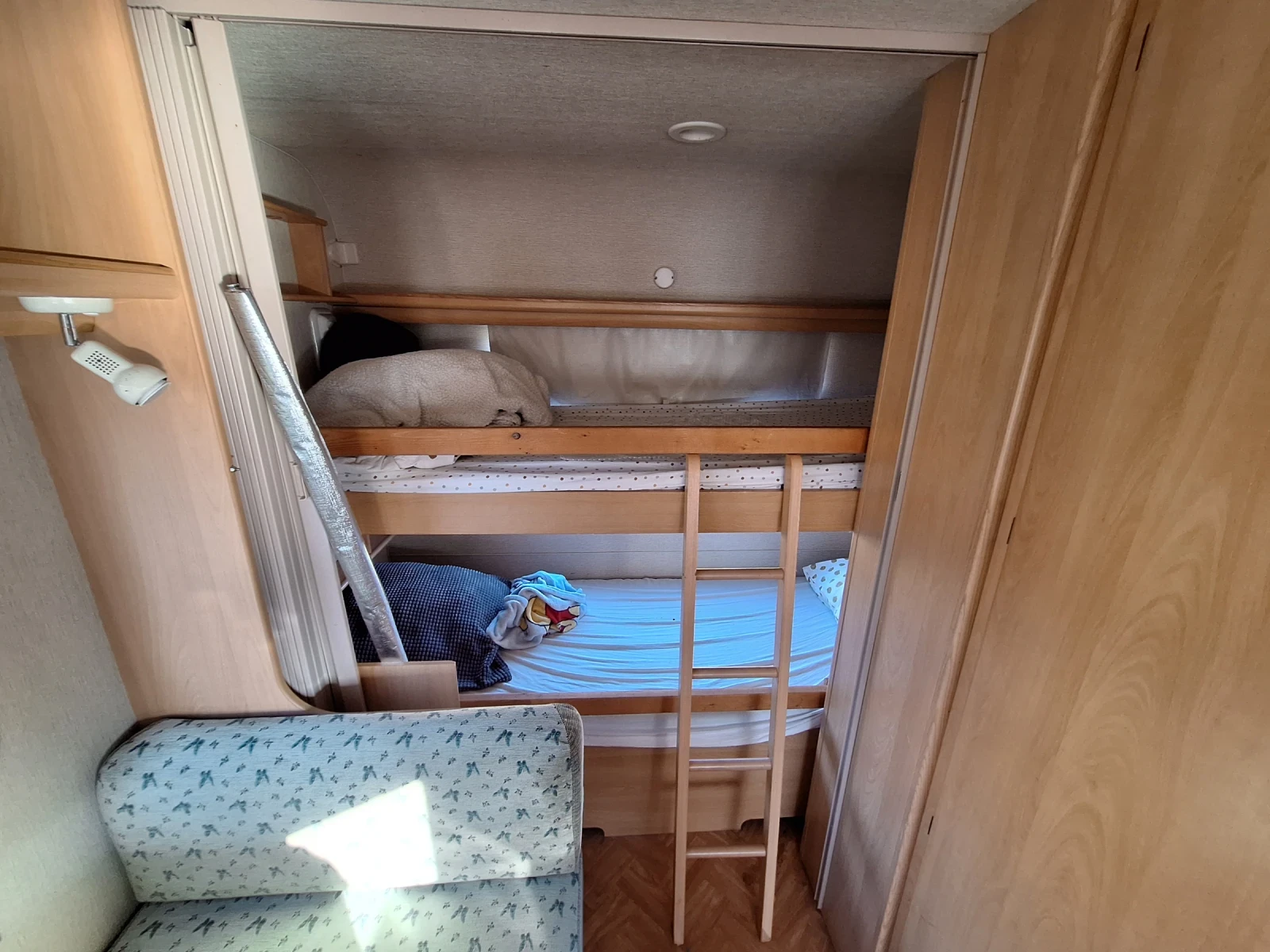 �������� Adria 502 | Mobile.bg � ����������� 12