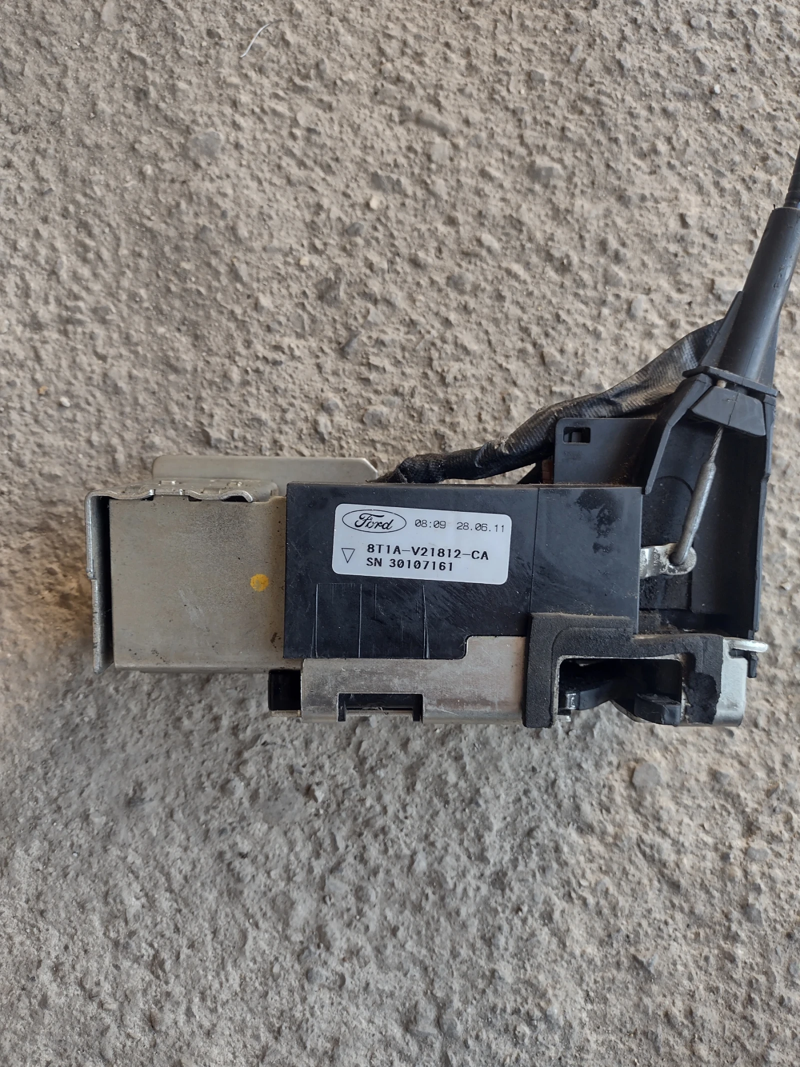 8T1A-V21812-CA  ������ ����� ����� �� FORD TRANSIT CONNECT 8T1AV21812CA | Mobile.bg � ����������� 1