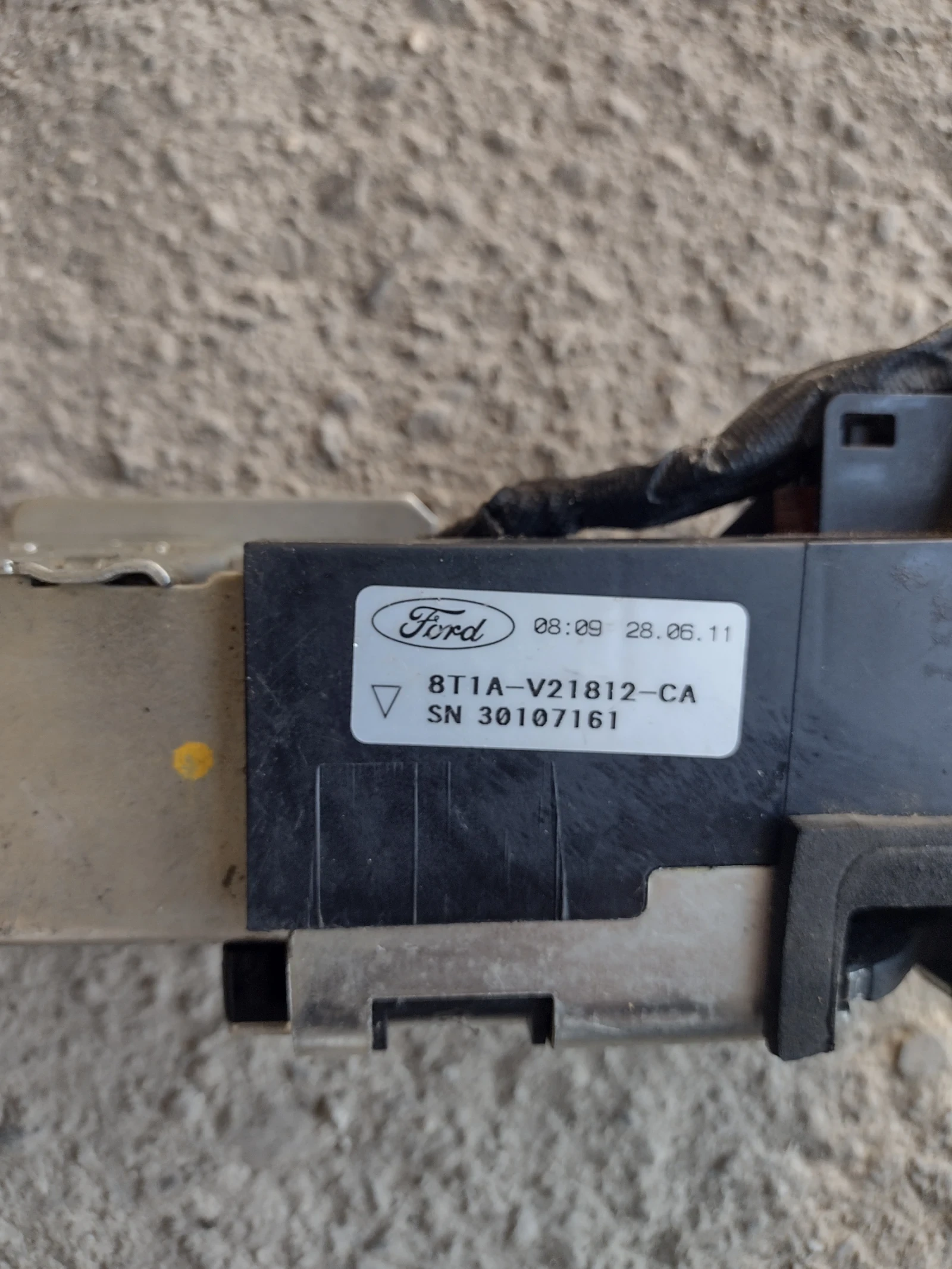 8T1A-V21812-CA  ������ ����� ����� �� FORD TRANSIT CONNECT 8T1AV21812CA | Mobile.bg � ����������� 2