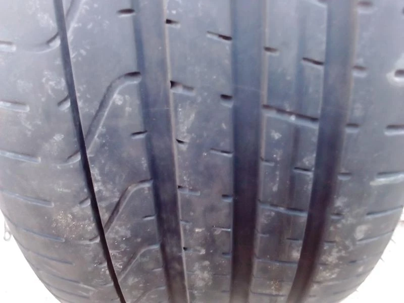 Гуми Летни 275/40R20, снимка 3 - Гуми и джанти - 18592465