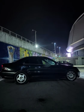 Mercedes-Benz C 320, снимка 2