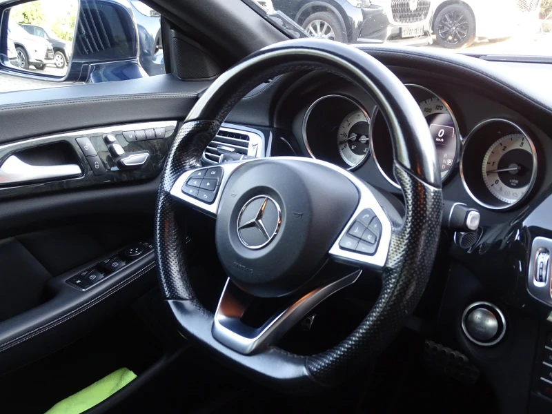 Mercedes-Benz CLS 350 d 9G, 4x4, AMG, KeyLess-Go, Apple Car Play, Камера, снимка 10 - Автомобили и джипове - 41565977