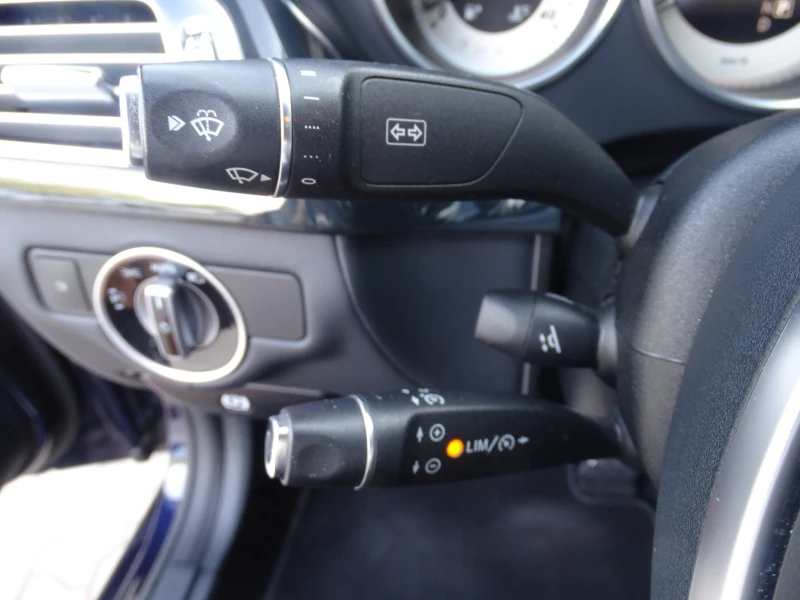 Mercedes-Benz CLS 350 d 9G, 4x4, AMG, KeyLess-Go, Apple Car Play, Камера, снимка 12 - Автомобили и джипове - 41565977