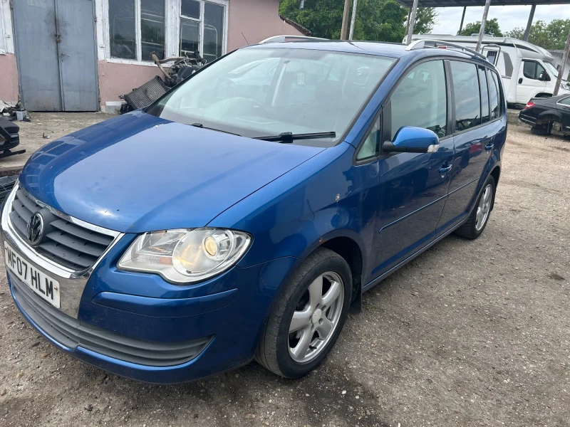 VW Touran 1.9TDI 105кс BXE 6ck. , снимка 3 - Автомобили и джипове - 47224332