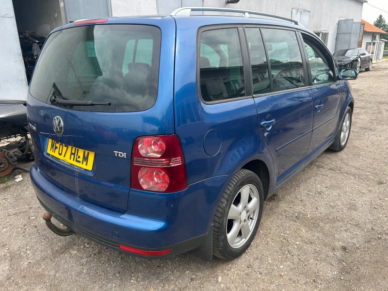 VW Touran 1.9TDI 105кс BXE 6ck. , снимка 5 - Автомобили и джипове - 47224332