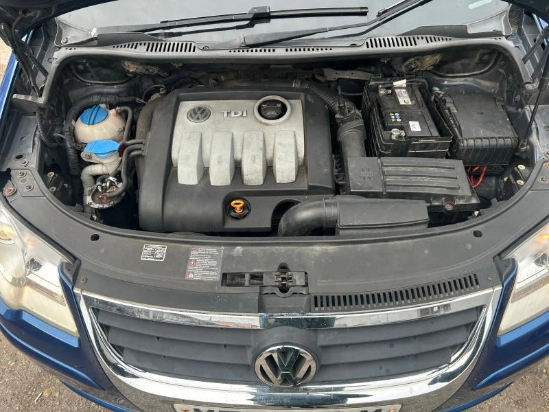 VW Touran 1.9TDI 105кс BXE 6ck. , снимка 9 - Автомобили и джипове - 47224332