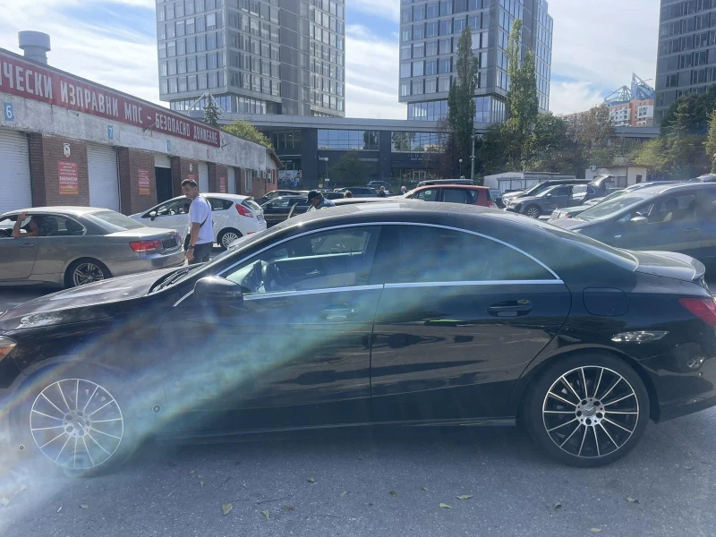 Mercedes-Benz CLA 250 4 Matic Автомат, снимка 4 - Автомобили и джипове - 47343207