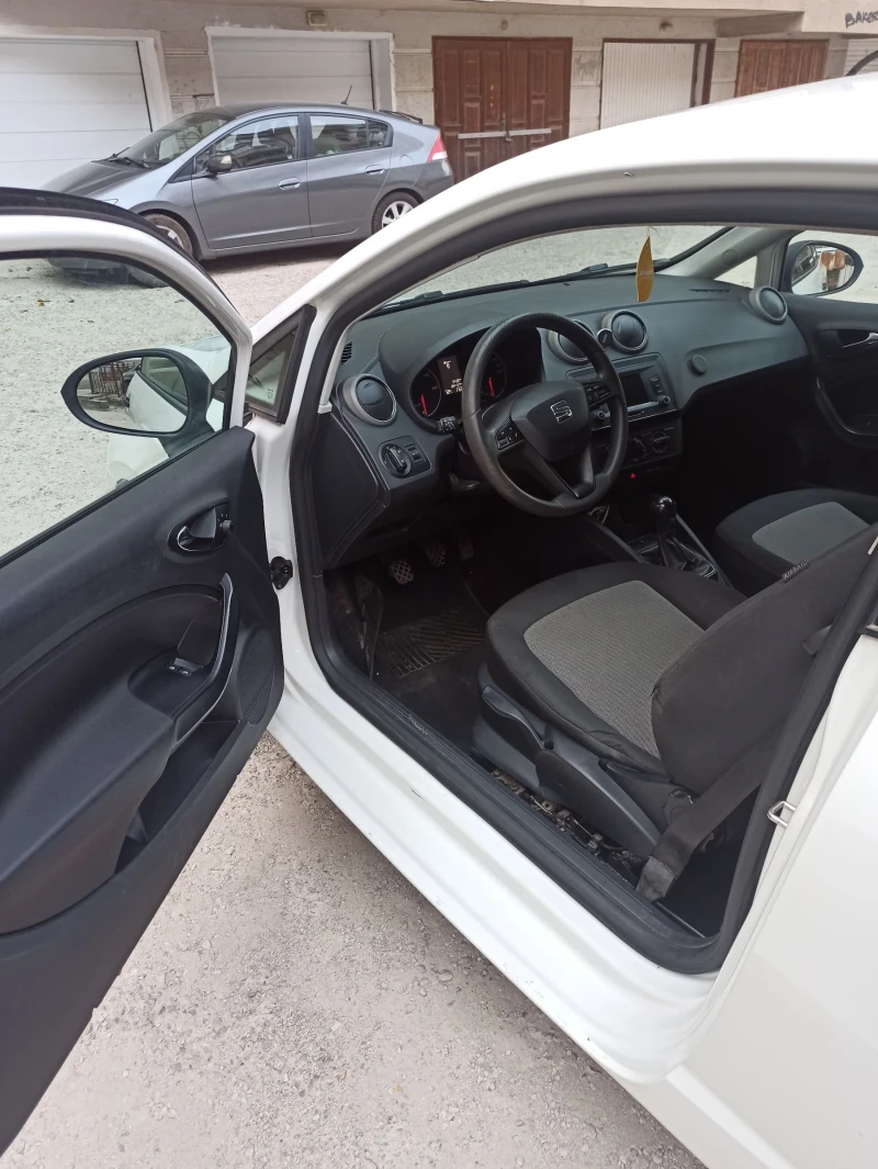 Seat Ibiza, снимка 7 - Автомобили и джипове - 48042860