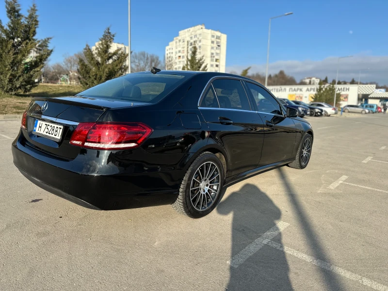 Mercedes-Benz E 200 В добро състояние, снимка 4 - Автомобили и джипове - 49134695