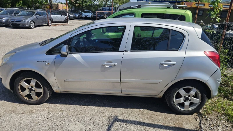 Opel Corsa 1.3 Dm-jet klima , снимка 8 - Автомобили и джипове - 50111859